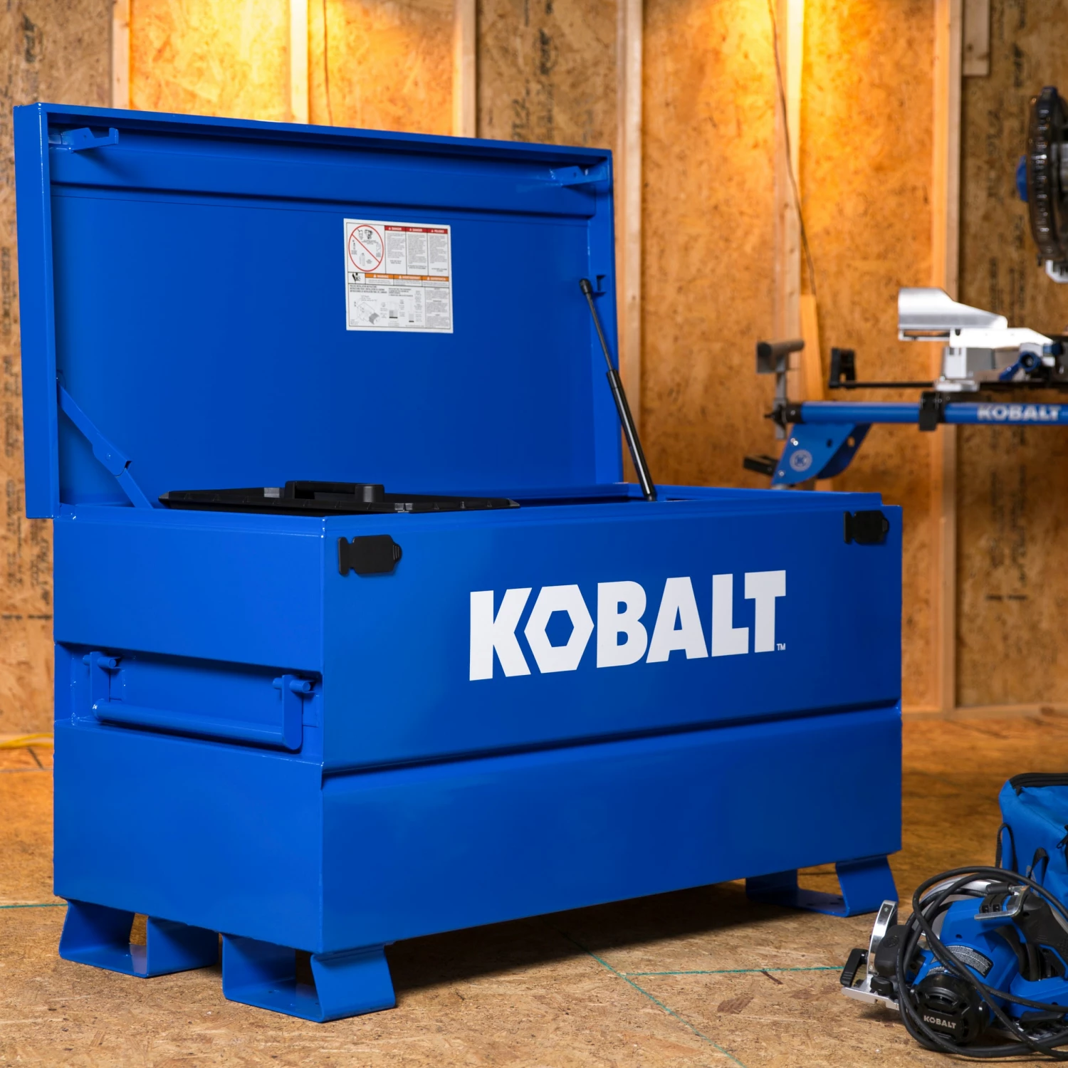 Kobalt Jobsite Boxes 24-in W x 48-in L x 28-in Steel Jobsite Box 2 Kobalt Jobsite Boxes 24-in W x 48-in L x 28-in Steel Jobsite Box - Image 2