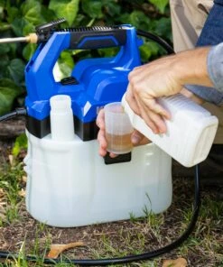 Kobalt Garden Sprayers 2.11-Gallon Plastic Handheld Sprayer -Kobalts Shop 16682006