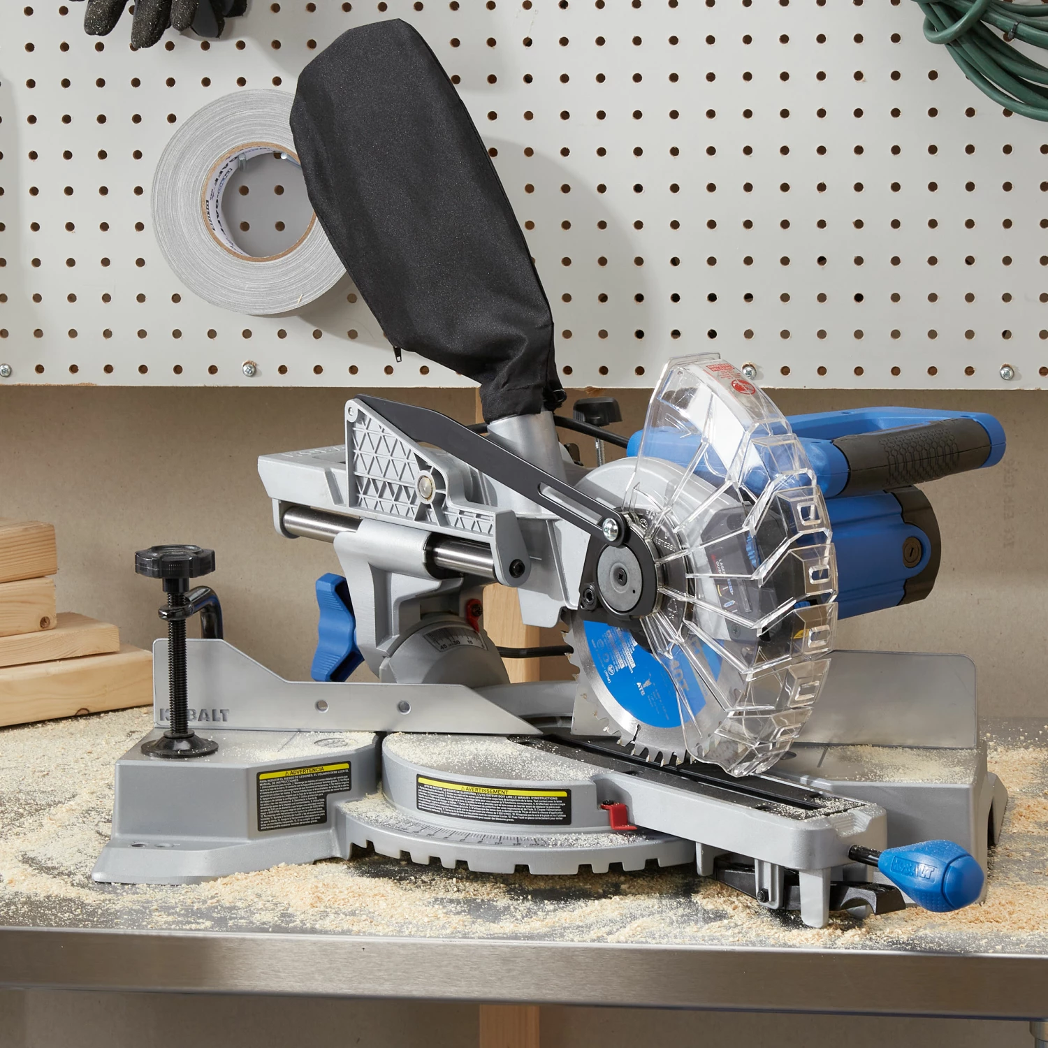 Kobalt Miter Saws Compact sliding 7-1/4-in 10 Amps Single Bevel Sliding Compound Corded Miter Saw 7 Kobalt Miter Saws Compact sliding 7-1/4-in 10 Amps Single Bevel Sliding Compound Corded Miter Saw - Image 7