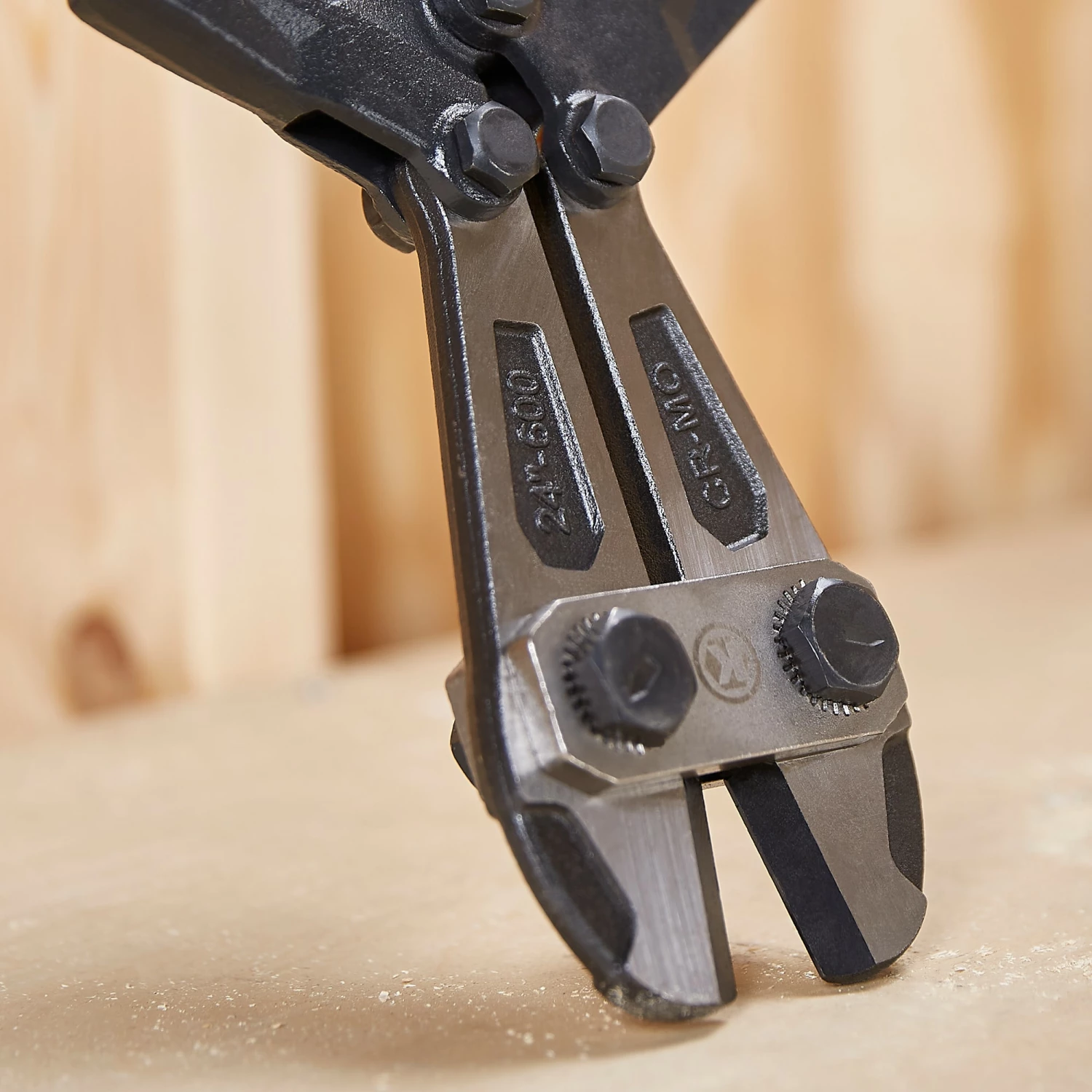 Kobalt 24-in Bolt Cutters 6 Kobalt 24-in Bolt Cutters - Image 6