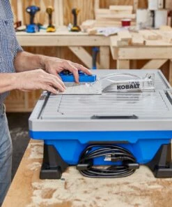 Kobalt Tile Saws 7-in 6-Amp Wet Tabletop Sliding Table Tile Saw -Kobalts Shop 41438108
