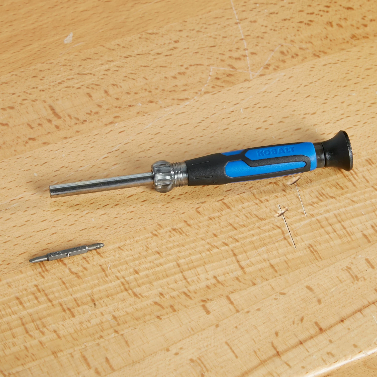 Kobalt Screwdrivers 4-Piece Bi-material Handle Set Screwdriver Set 5 Kobalt Screwdrivers 4-Piece Bi-material Handle Set Screwdriver Set - Image 5