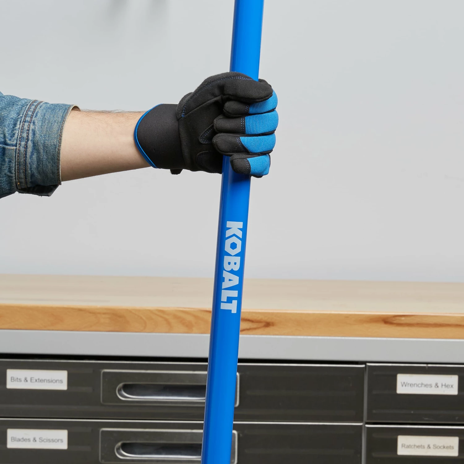 Kobalt Tampers 8-in x 8-in Tamper with Steel Handle 5 Kobalt Tampers 8-in x 8-in Tamper with Steel Handle - Image 5