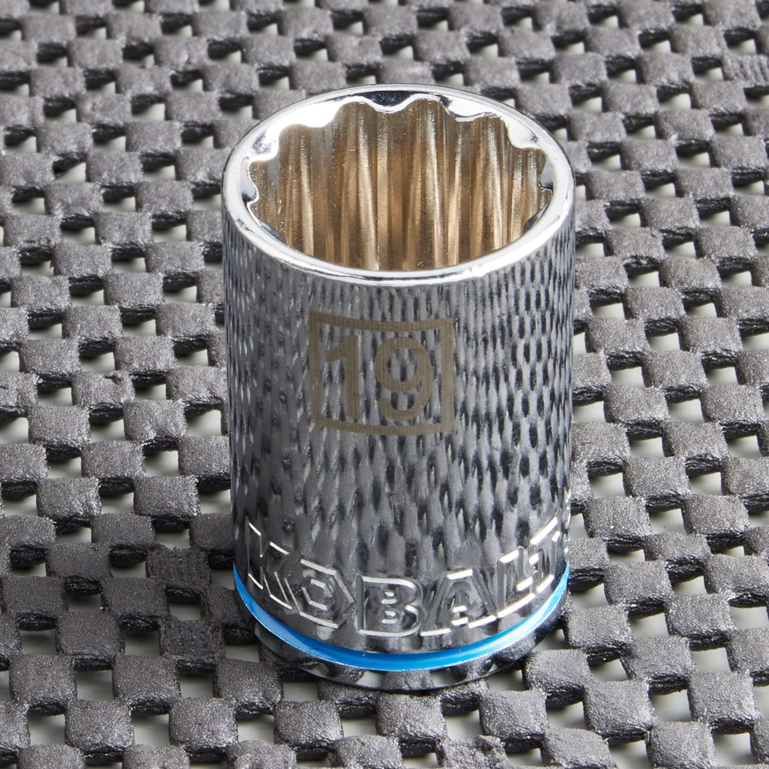 Kobalt Sockets & Socket Sets Metric 1/2-in Drive 12-point 19-mm Shallow Socket 2 Kobalt Sockets & Socket Sets Metric 1/2-in Drive 12-point 19-mm Shallow Socket - Image 2