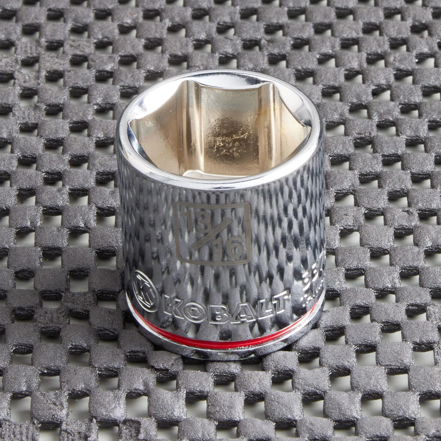 Kobalt Sockets & Socket Sets Metric 3/8-in Drive 6-point 13/16-in Shallow Socket 2 Kobalt Sockets & Socket Sets Metric 3/8-in Drive 6-point 13/16-in Shallow Socket - Image 2