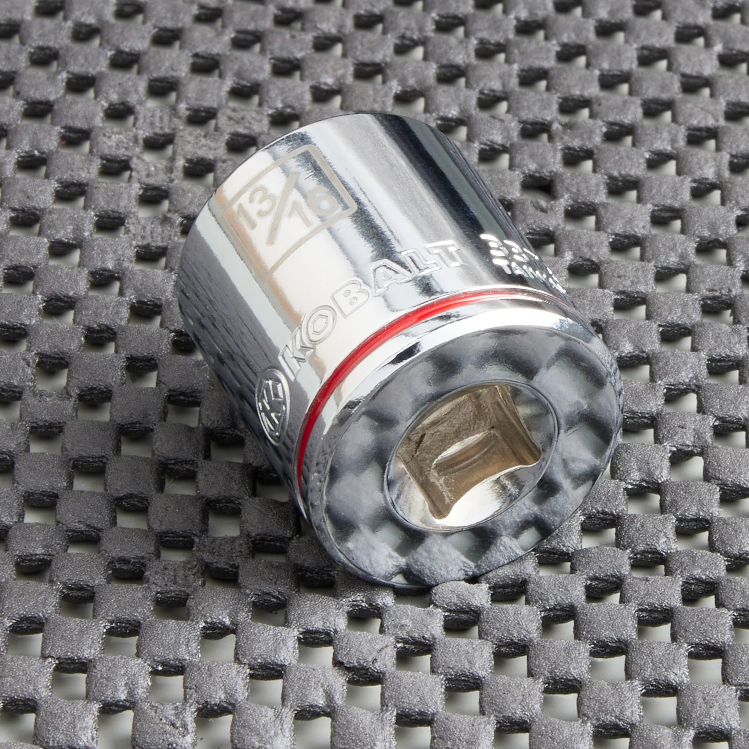 Kobalt Sockets & Socket Sets Metric 3/8-in Drive 6-point 13/16-in Shallow Socket 3 Kobalt Sockets & Socket Sets Metric 3/8-in Drive 6-point 13/16-in Shallow Socket - Image 3