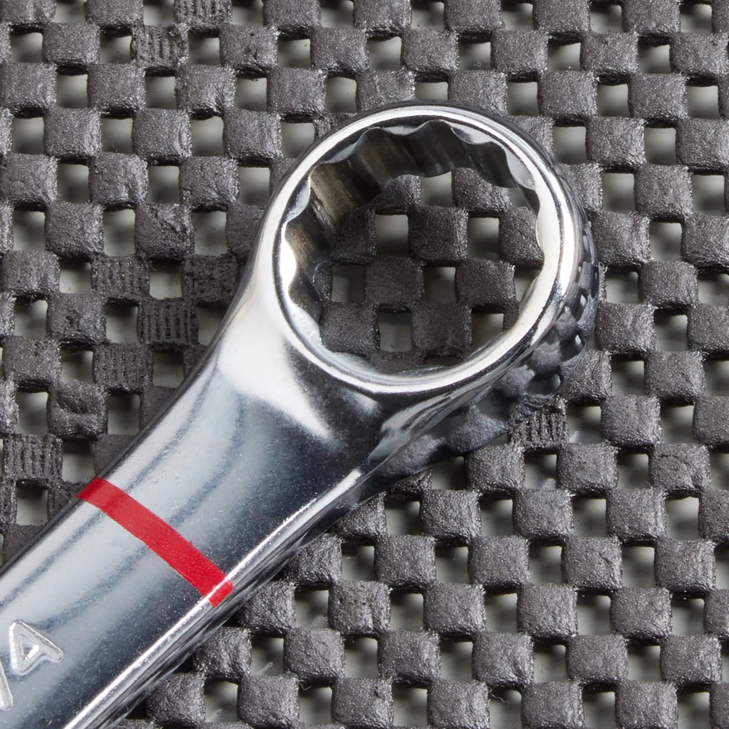 Kobalt Combination Wrenches & Sets 3/4-in 12-point Standard (SAE) Standard Combination Wrench 2 Kobalt Combination Wrenches & Sets 3/4-in 12-point Standard (SAE) Standard Combination Wrench - Image 2