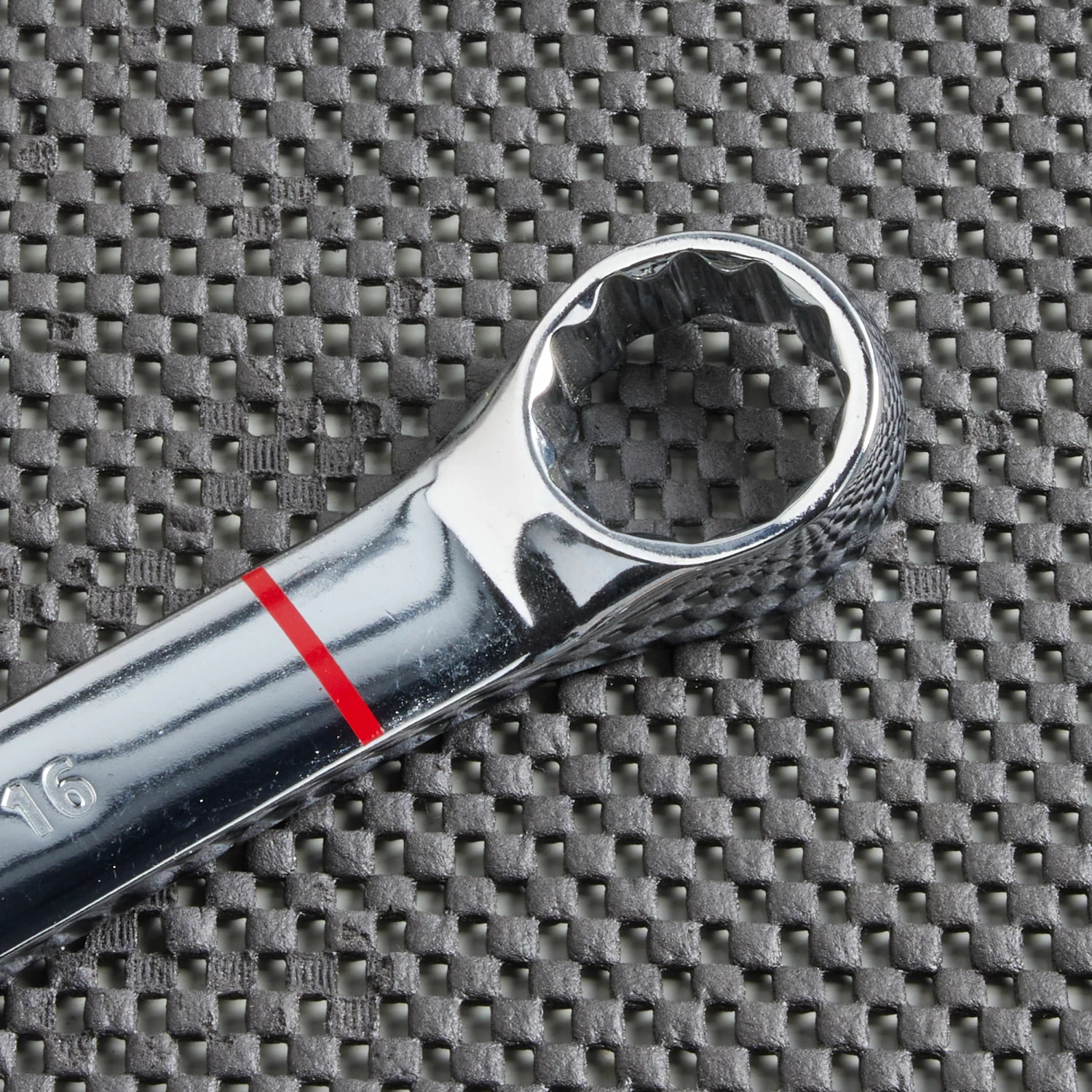 Kobalt Combination Wrenches & Sets 1-1/16-in 12-point Standard (SAE) Standard Combination Wrench 2 Kobalt Combination Wrenches & Sets 1-1/16-in 12-point Standard (SAE) Standard Combination Wrench - Image 2