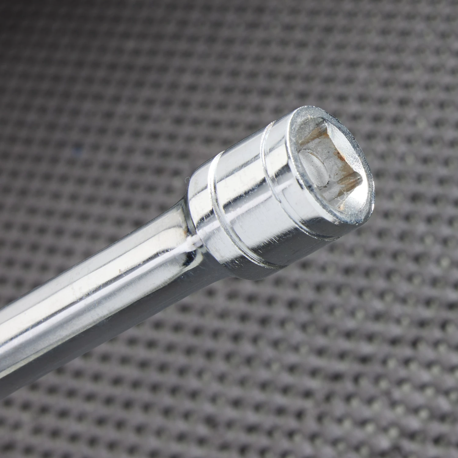 Kobalt Socket Extensions 1-Piece 3/8-in Drive 20-in Socket Extension 2 Kobalt Socket Extensions 1-Piece 3/8-in Drive 20-in Socket Extension - Image 2