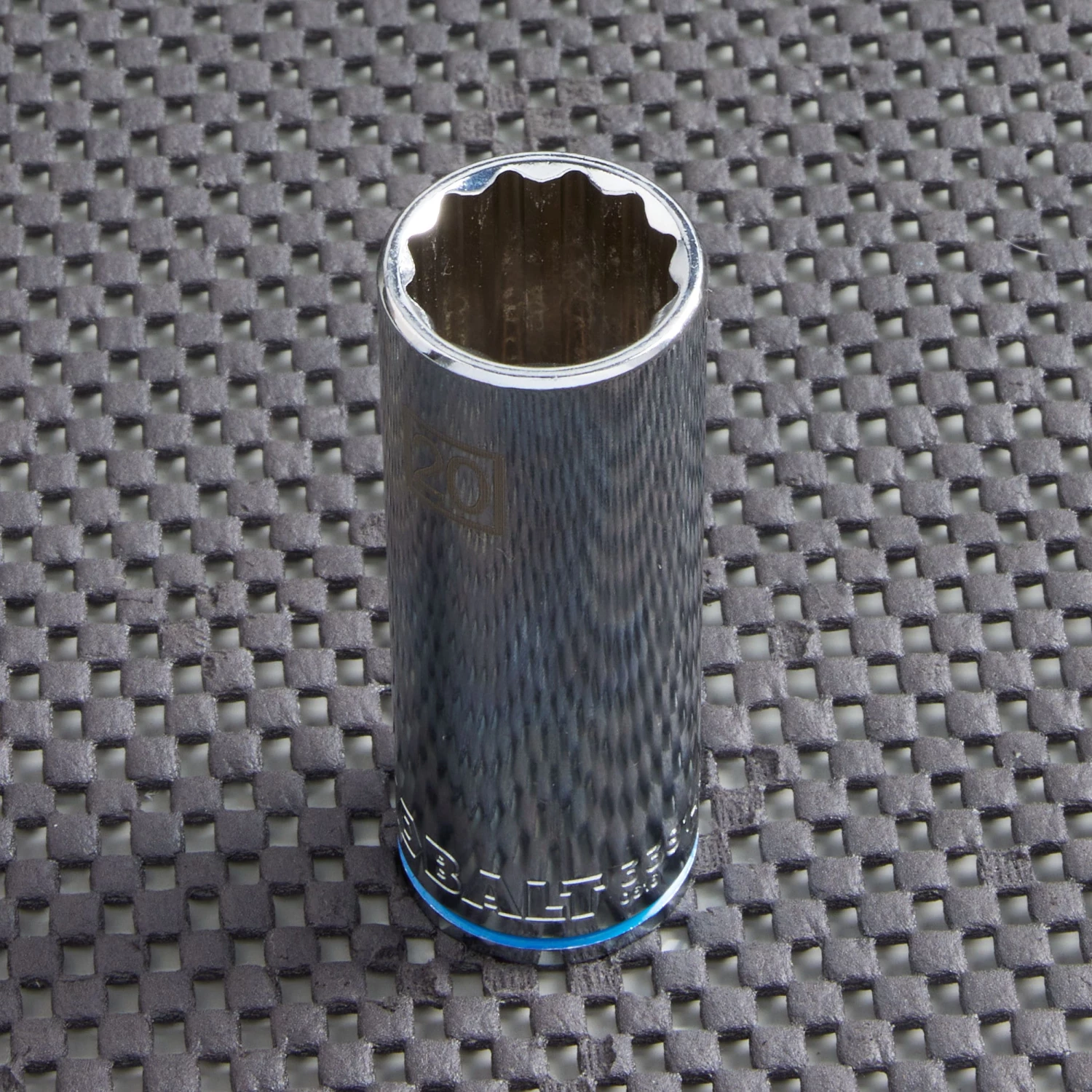 Kobalt Sockets & Socket Sets Metric 1/2-in Drive 12-point 20-mm Deep Socket 2 Kobalt Sockets & Socket Sets Metric 1/2-in Drive 12-point 20-mm Deep Socket - Image 2